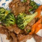 Best 31. Beef with Broccoli (Lunch) 芥兰牛(午) in Dacula, GA